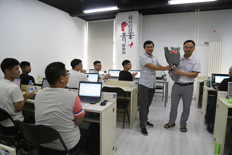 動力節點只專注Java培訓